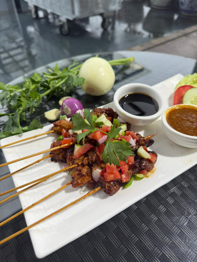 Food & Drinks 15