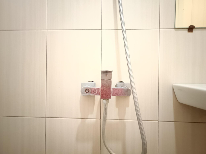 Bathroom 12