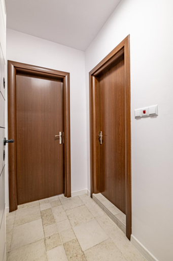 Others 4, Cozy Central Apartment Varna & Parking - subject to availability, Varna