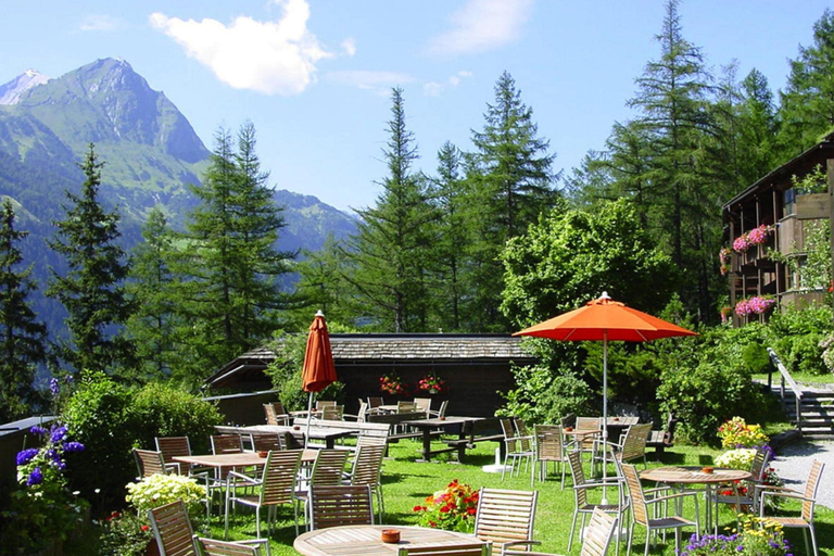 Garden, Apartment in Matrei in Osttirol With a Washing Machine, Lienz