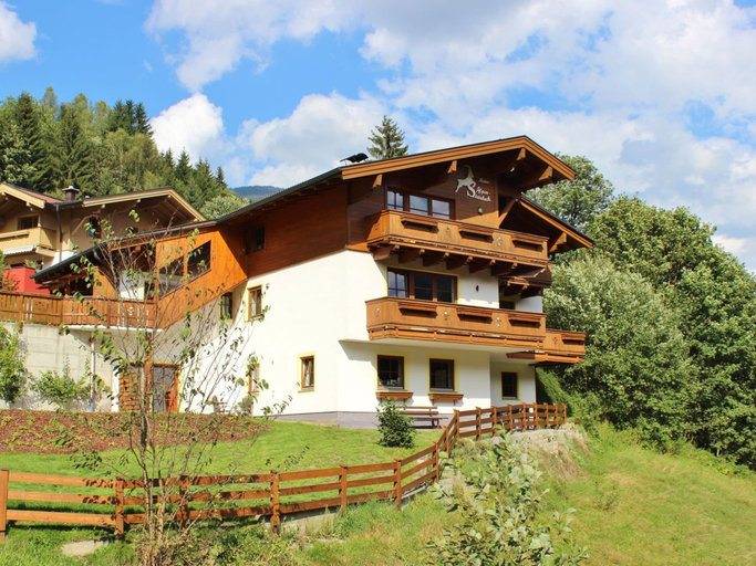 Exterior & Views 1, Luxurious Holiday Home in Saalbach-hinterglemm With Barbecue, Zell am See