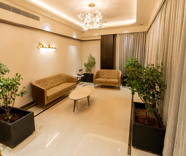 Others 3, Hotel Le Grandeur, Mysore