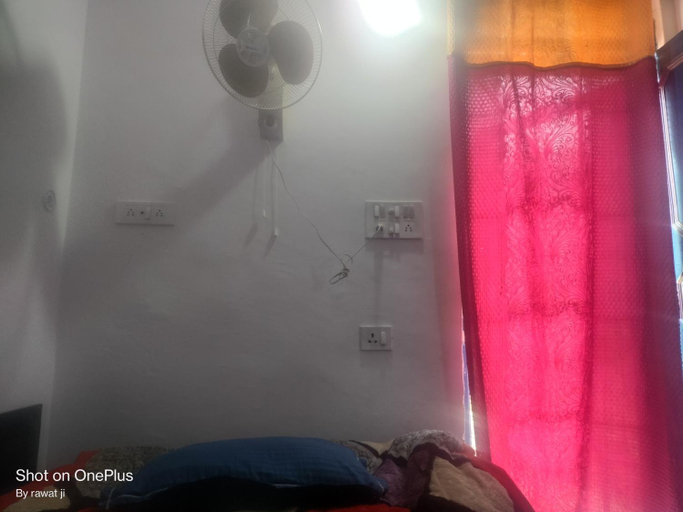 Sport & Beauty, Parwati Lodge and Restaurant, Rudraprayag