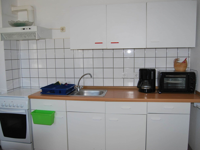 Others 4, Delightful Apartment in Bastorf With Terrace, Rostock