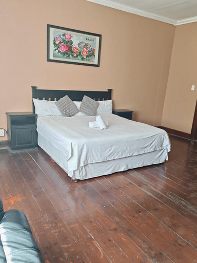 Bedroom 3, Senate Guest House, Buffalo City