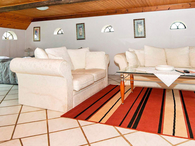 Others 5, 6 Person Holiday Home in Hojer, Nordfriesland