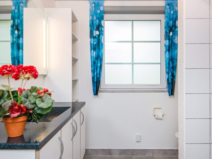Bathroom 4, 4 Star Holiday Home in Oksbol, Varde