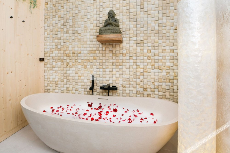 Bathroom 3, Elisabeth Downtown Apartments by FirstHost, Budapesti