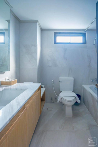 Bathroom 20