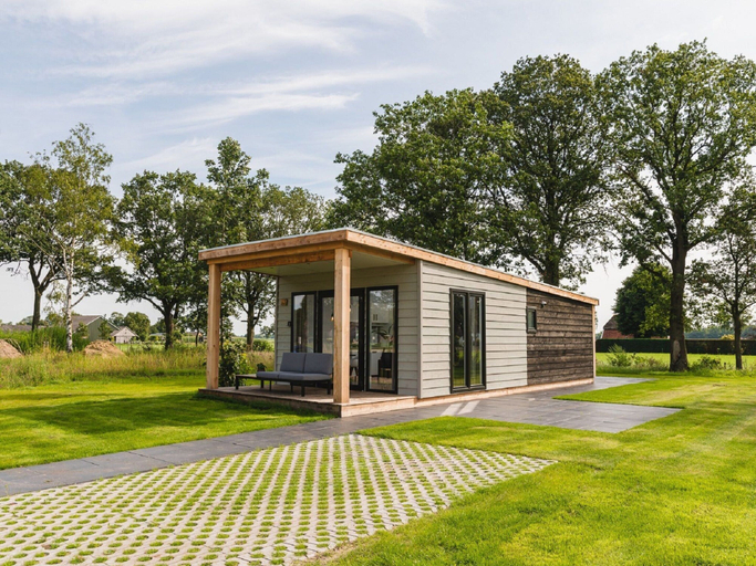 Exterior & Views 2, Cozy Chalet With Garden, at the Edge of the Forest, Rijssen
