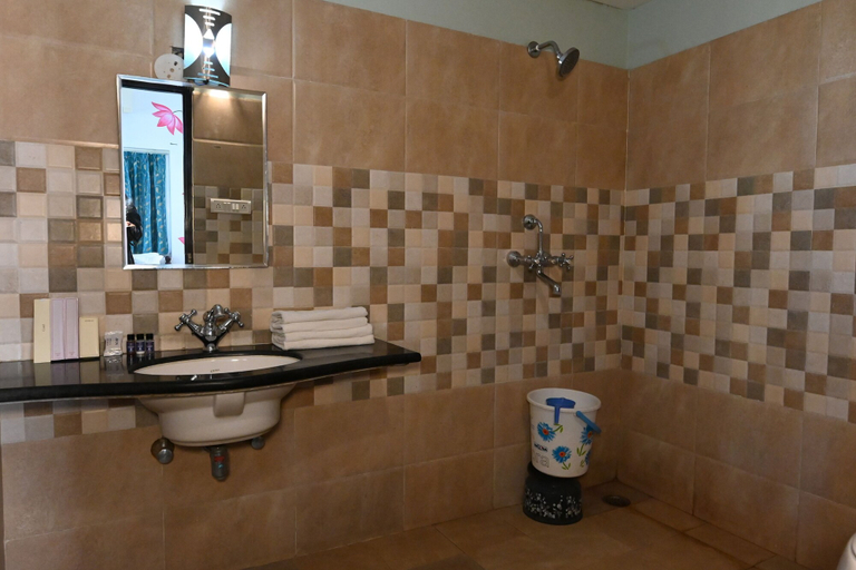 Bathroom 5, Pansal Kothi - Best Boutique Hotel, Udaipur