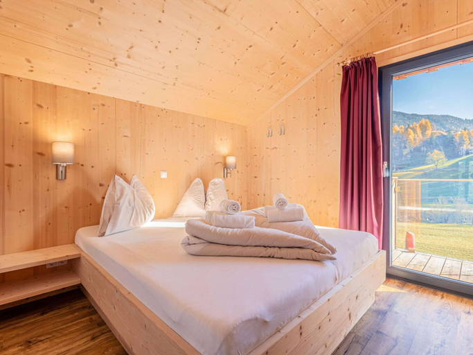 Bedroom 2, Gorgeous Chalet in Steinach am Brenner Near Ski Area, Innsbruck Land