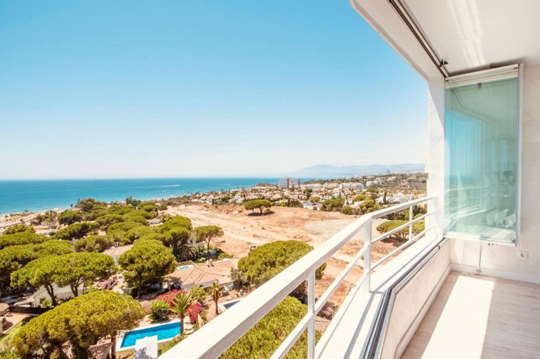 Others 2, Penthouse Seaview - destination apartments Marbella, Málaga