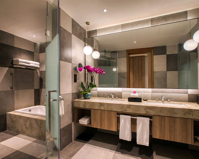 Bathroom 4