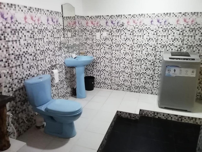 Bathroom, The Amen Villas, Galle Four Gravets