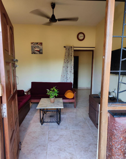 Others 5, Colors Guest House, North Goa