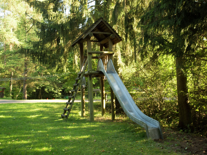 Children's area 4, Cozy Chalet With Fireplace, Located in Wooded Area, Eifelkreis Bitburg-Prüm