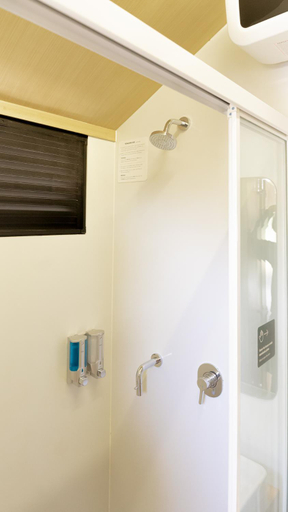 Bathroom 7