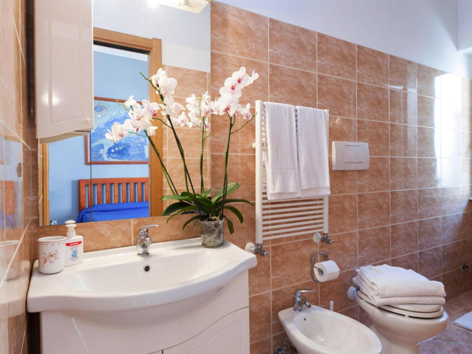 Bathroom 4, Holiday Flat in Central Location in Rome, Roma