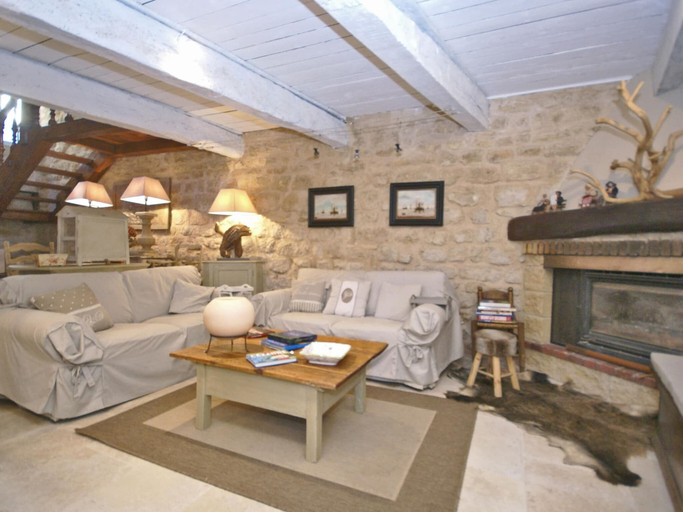 Living room 2, Splendid Villa in Viens With Swimming Pool, Vaucluse