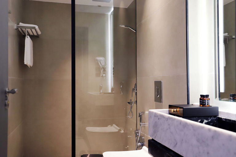 Bathroom 5, sun view hotel, Tabuk