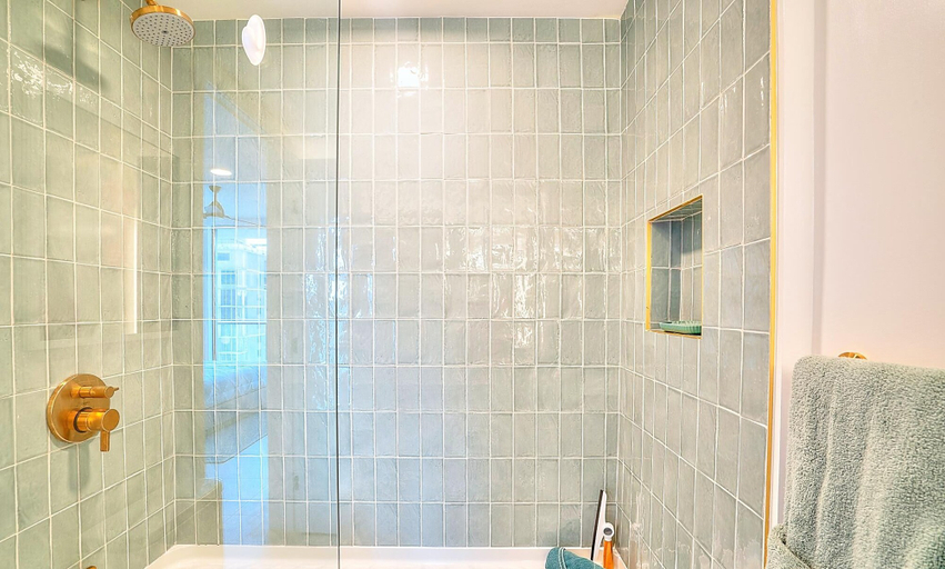 Bathroom 4, Apartment in New Luxury Condo Downtown, Miami-Dade