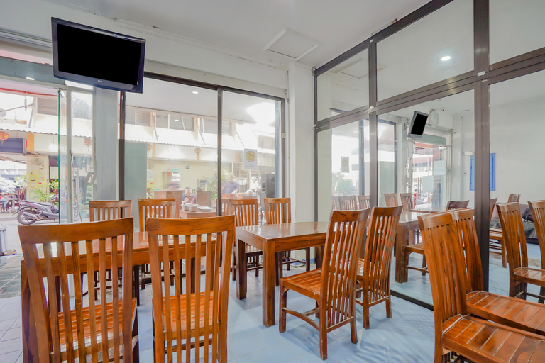 Food & Drinks, Hotel O A1 Pakis Argosari, Surabaya