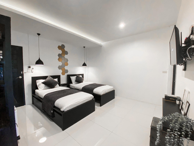 Bedroom 9