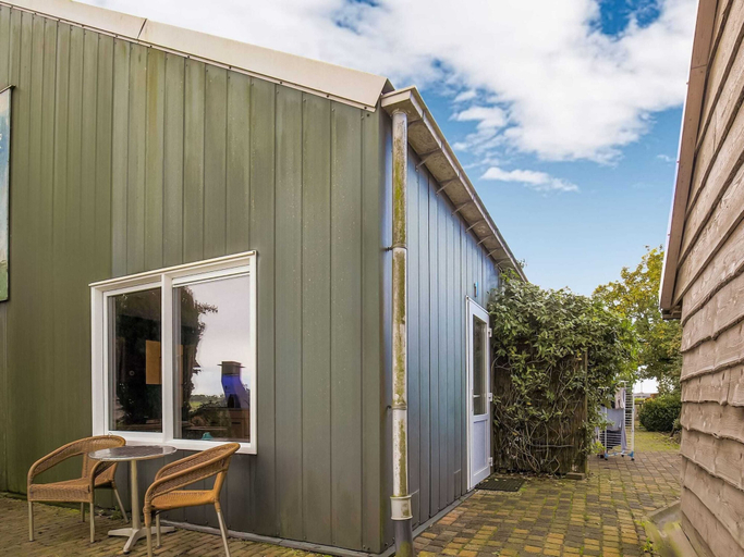 Exterior & Views 2, Vibrant Apartment in Baflo by Op de Roemte, Winsum