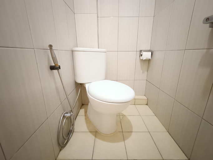 Bathroom 14