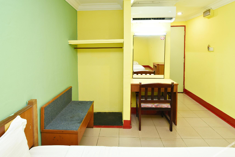 Bedroom 2, Mandarin Inn, Mukah