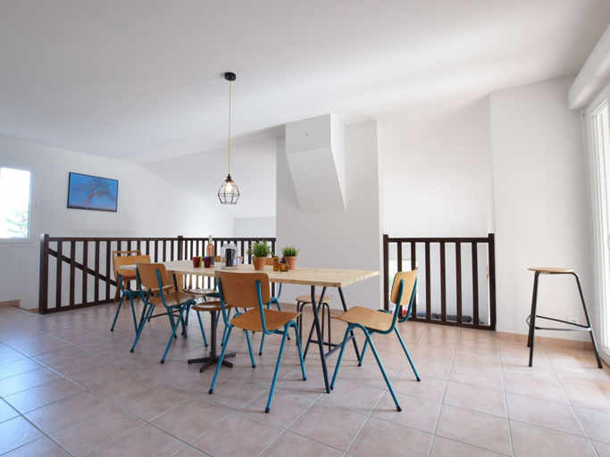 Dining 5, Lovely Villa in Joyeuse With Private Swimming Pool, Ardèche