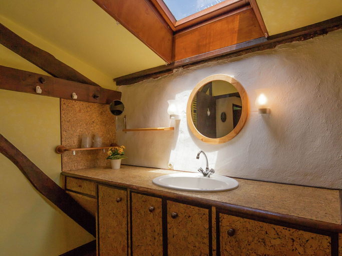 Bathroom 3, Spacious Farmhouse With Private Heated Pool in a Rustic Garden, Dordogne