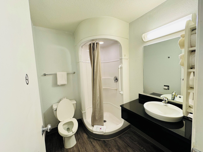 Bathroom 4, Studio 6 Casper, WY, Natrona