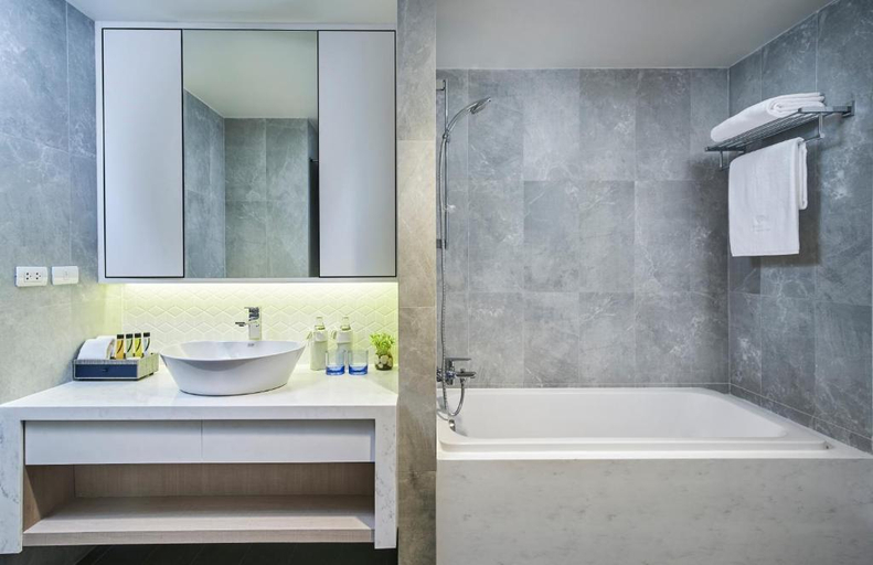 Bathroom 2