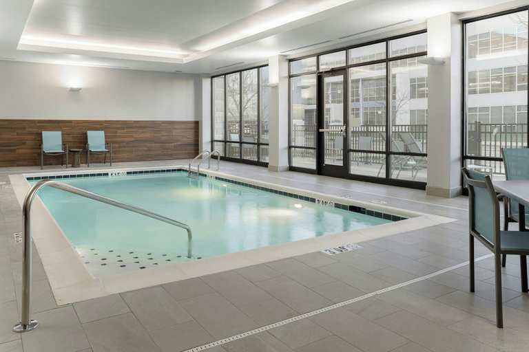 Sport & Beauty 5, Towneplace Suites By Marriott Cincinnati Oakley, Hamilton