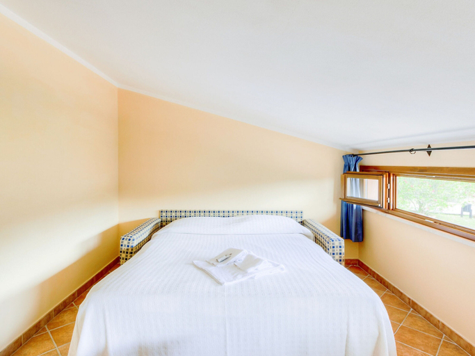 Bedroom 3, Gorgeous Holiday Home in Sorano With Swimming Pool, Grosseto