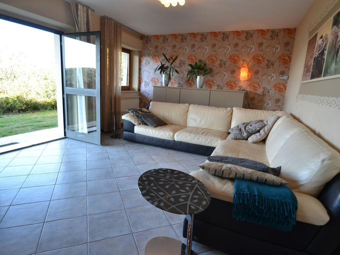 Living room 3, Spectacular Holiday Home in Pescia With Swimming Pool, Pistoia