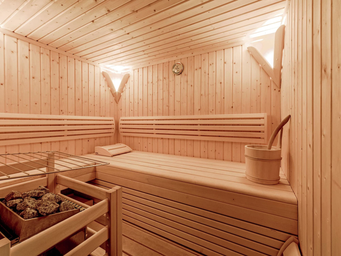 Spa treatment 4, Luxurious Apartment With Sauna, Garage, Roof Terrace, Schwaz