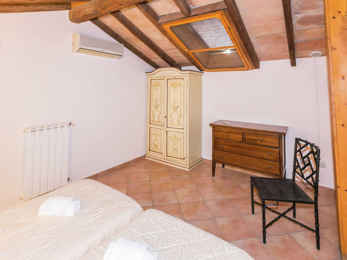 Room 5, Appealing Apartment Just 7 km From the Beach, Grosseto