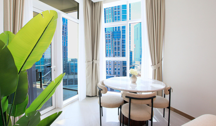 Others 3, Spacious 1BR Apt Designed by Missoni, Dubai