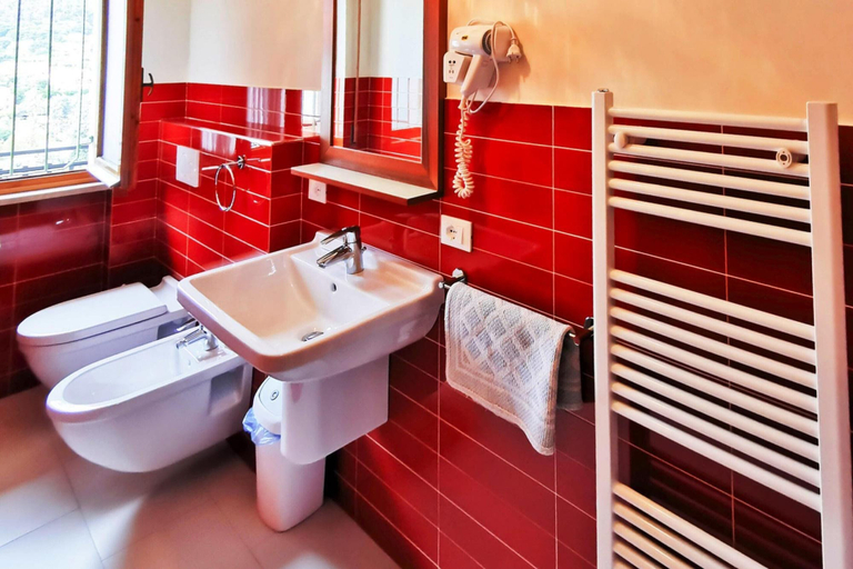 Bathroom 4, Apartment in Pietra Ligure, Savona