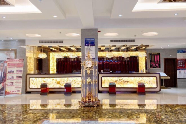 Others 3, Jinli Hotel, Qianxinan Buyei and Miao