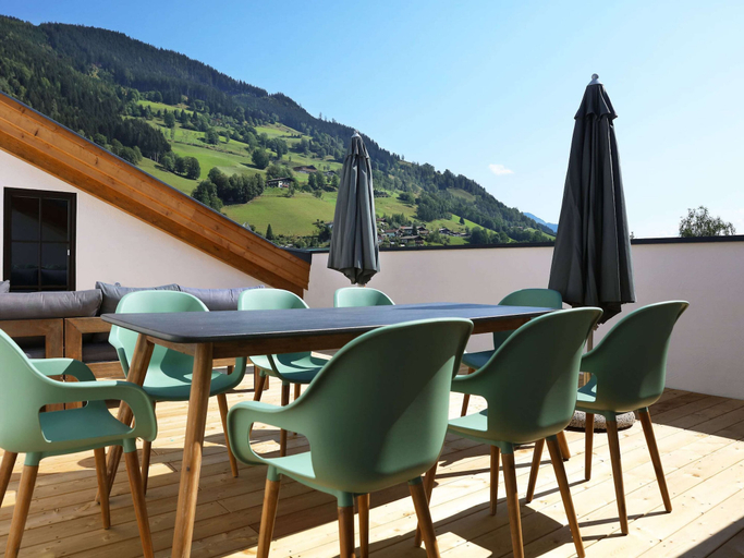Others 4, Spacious Apartment in Piesendorf With Sauna, Zell am See