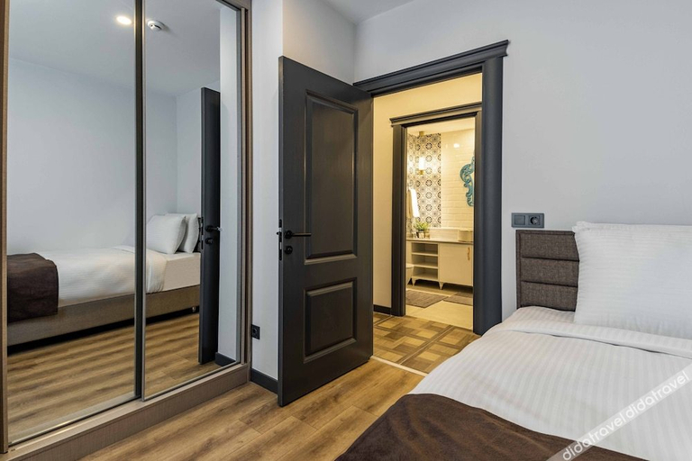 Bedroom 3, BayMari Suites City Life, Bakırköy