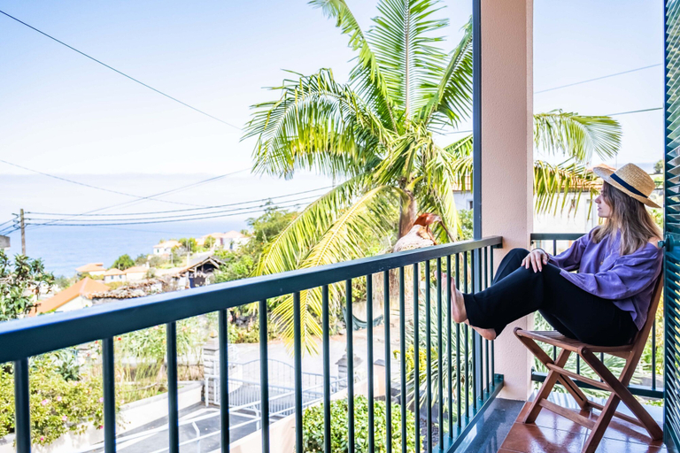 Room 5, Palm Tree House by Homie, São Vicente