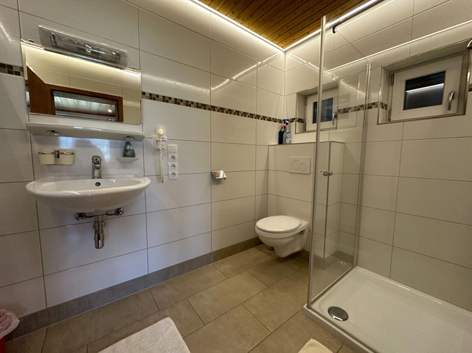 Others 2, Beautiful Apartment in Gortipohl With Garden, Bludenz