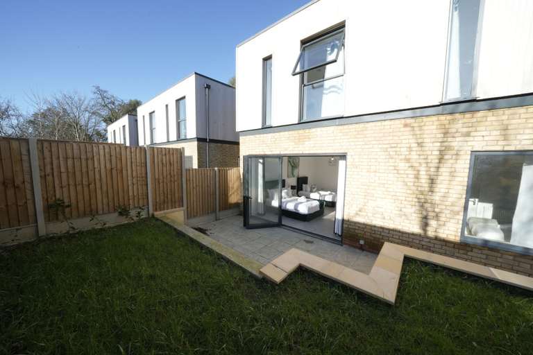 Exterior & Views 2, Ealing Broadway Great Stay, London