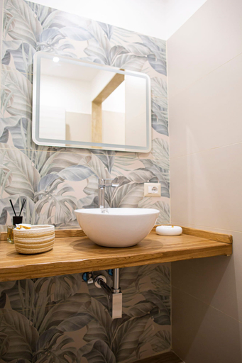 Bathroom 5, Charming Casa Tilia by the old Town, Catania