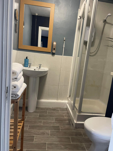 Others 3, The Crown Inn - Rooms, Bath and North East Somerset